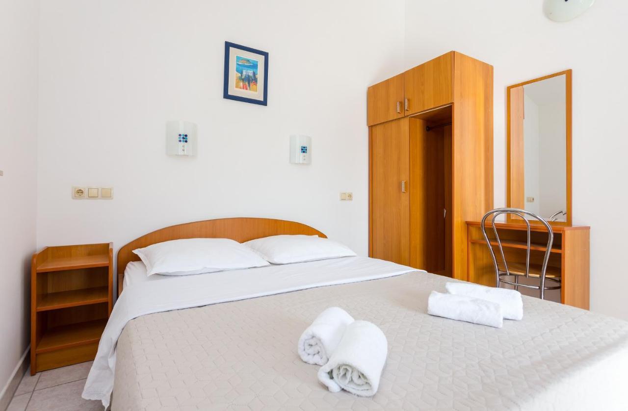 Aga Beach Suites Omis Bagian luar foto