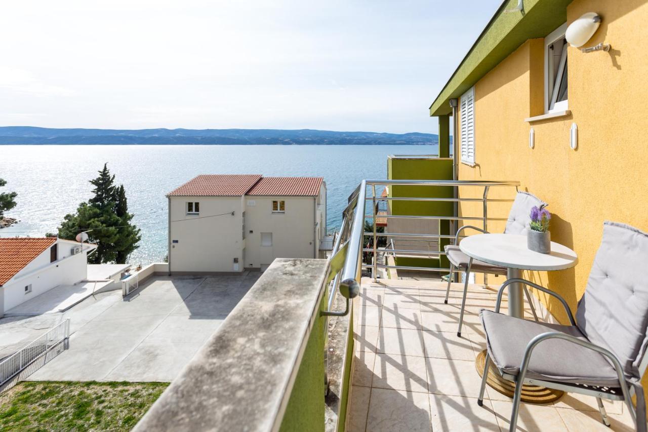 Aga Beach Suites Omis Bagian luar foto