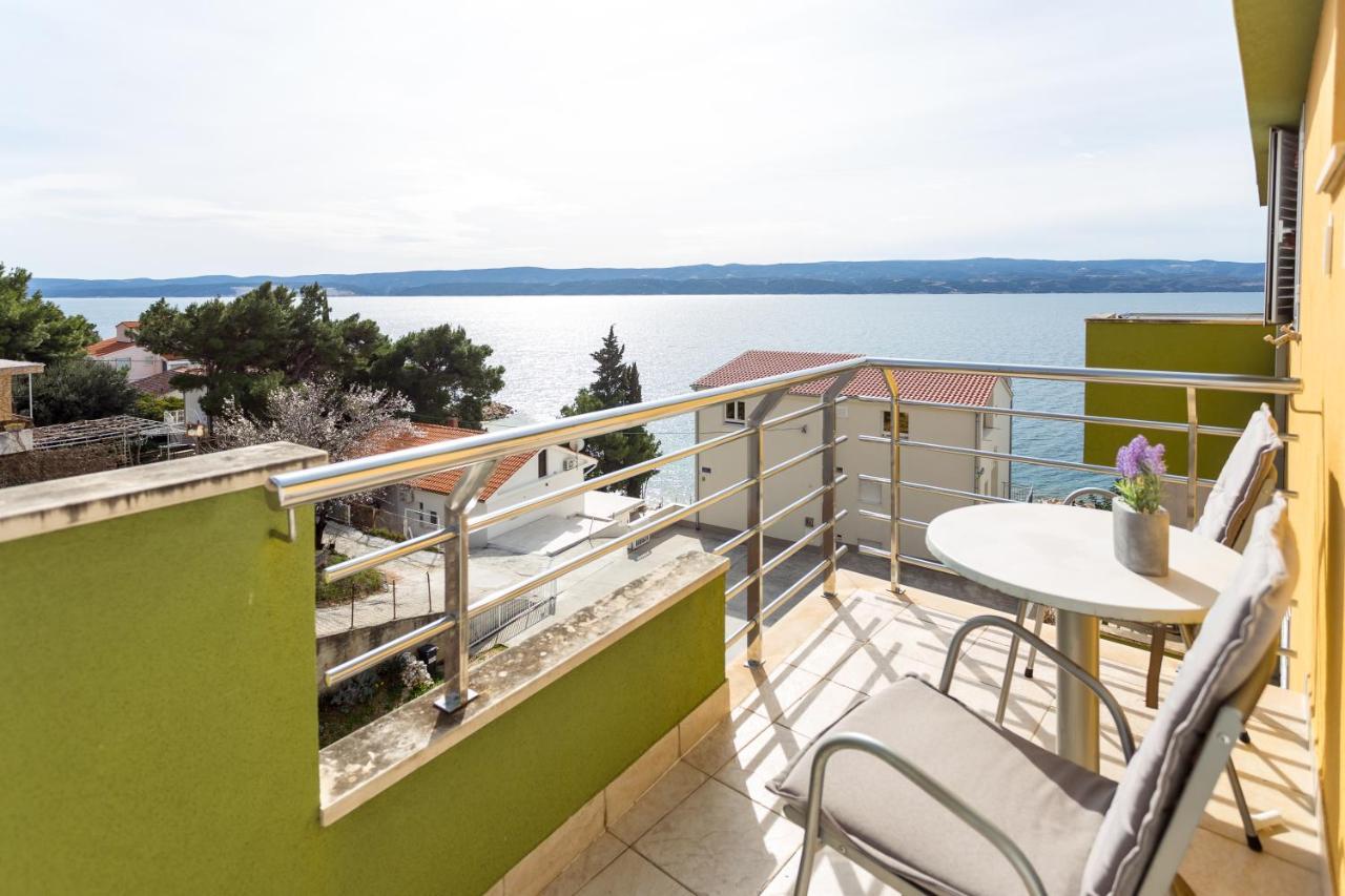 Aga Beach Suites Omis Bagian luar foto